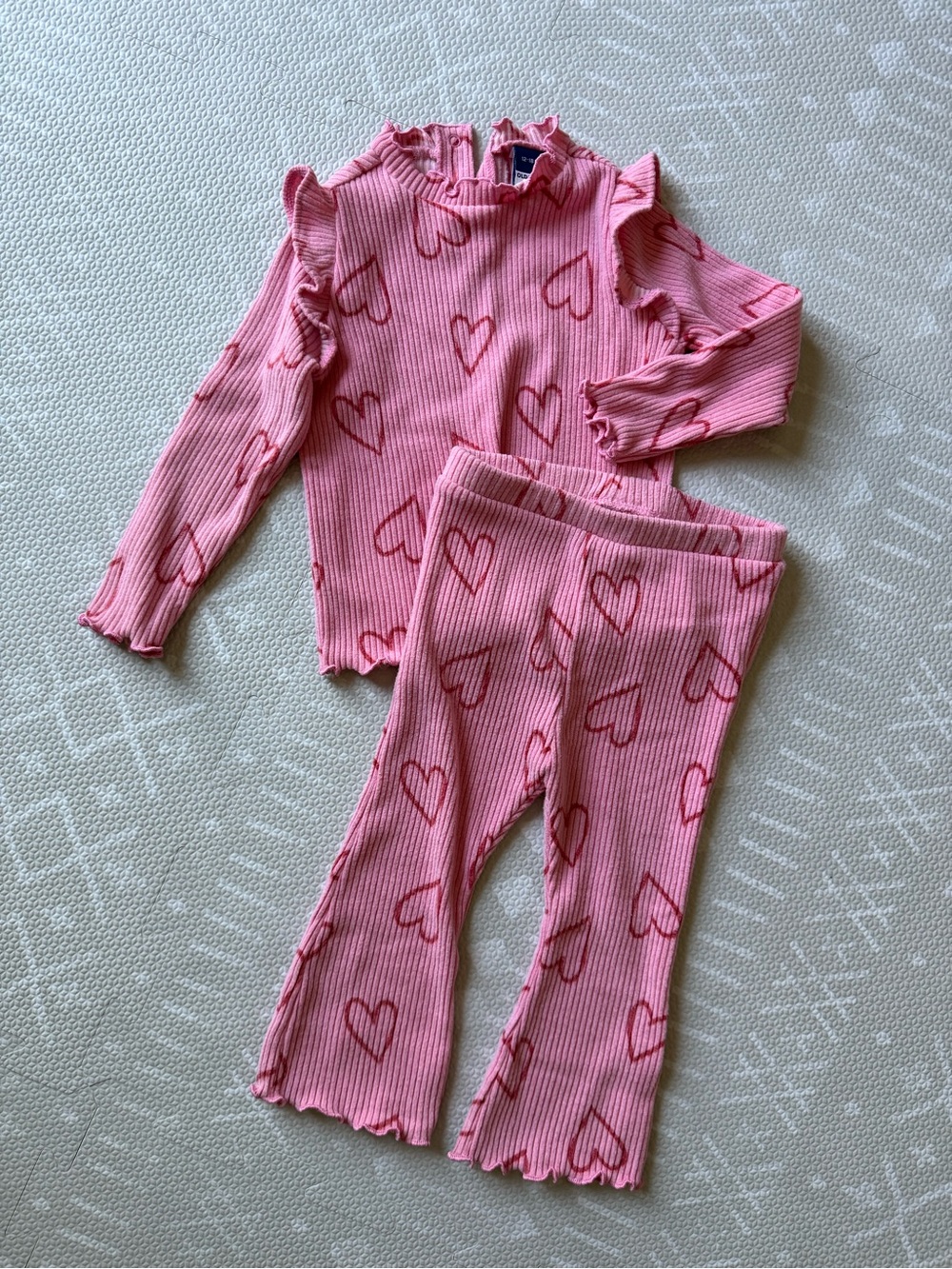 Old Navy Printed Cozy Rib-Knit Ruffled Top and Pants Set (12-18mo)